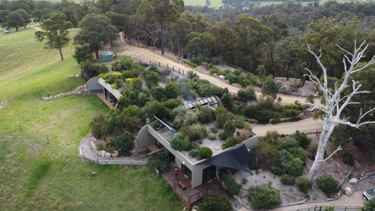 Down To Earth Farm Retreat Apartment Sarsfield Exterior photo