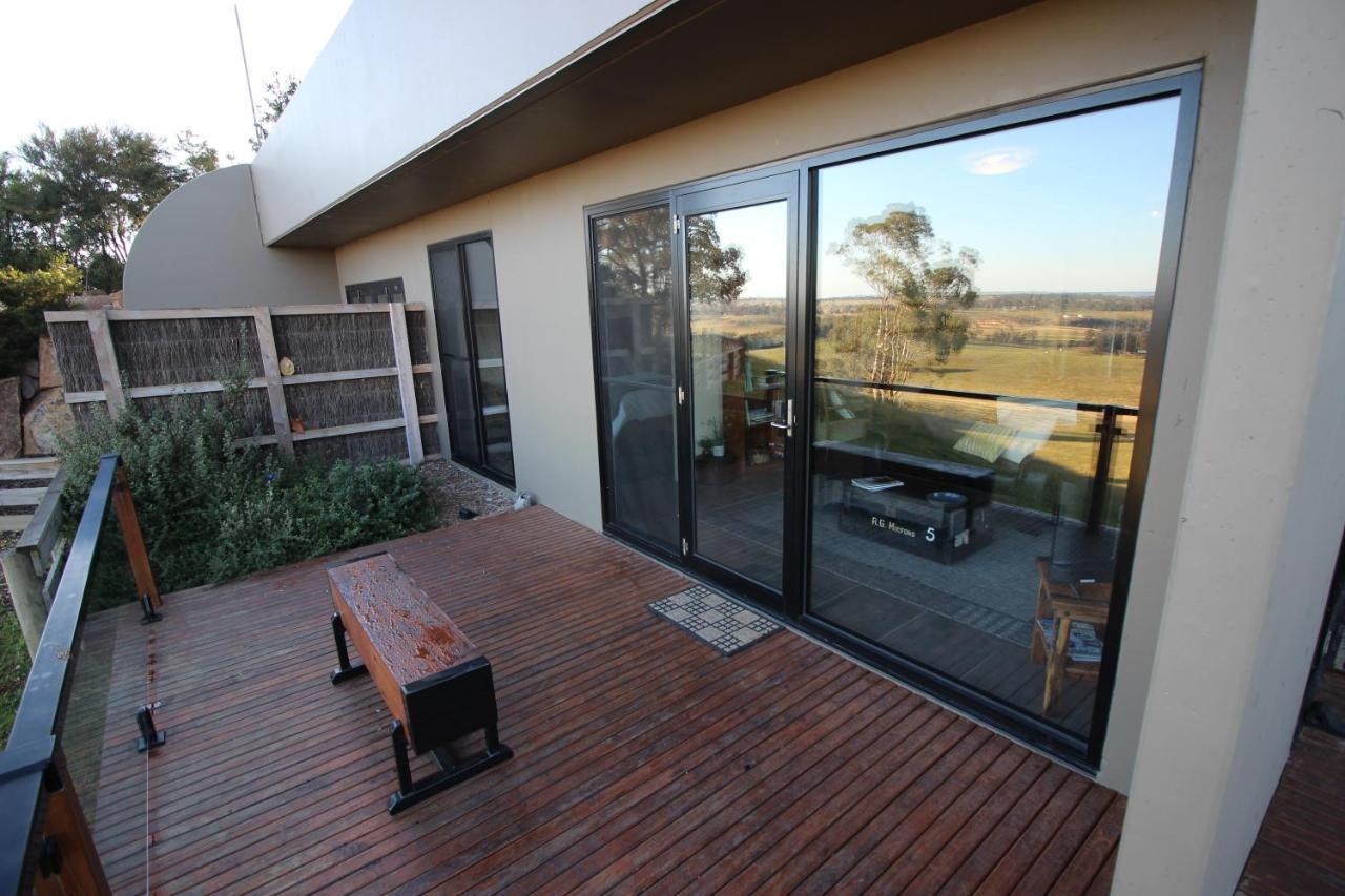 Down To Earth Farm Retreat Apartment Sarsfield Exterior photo
