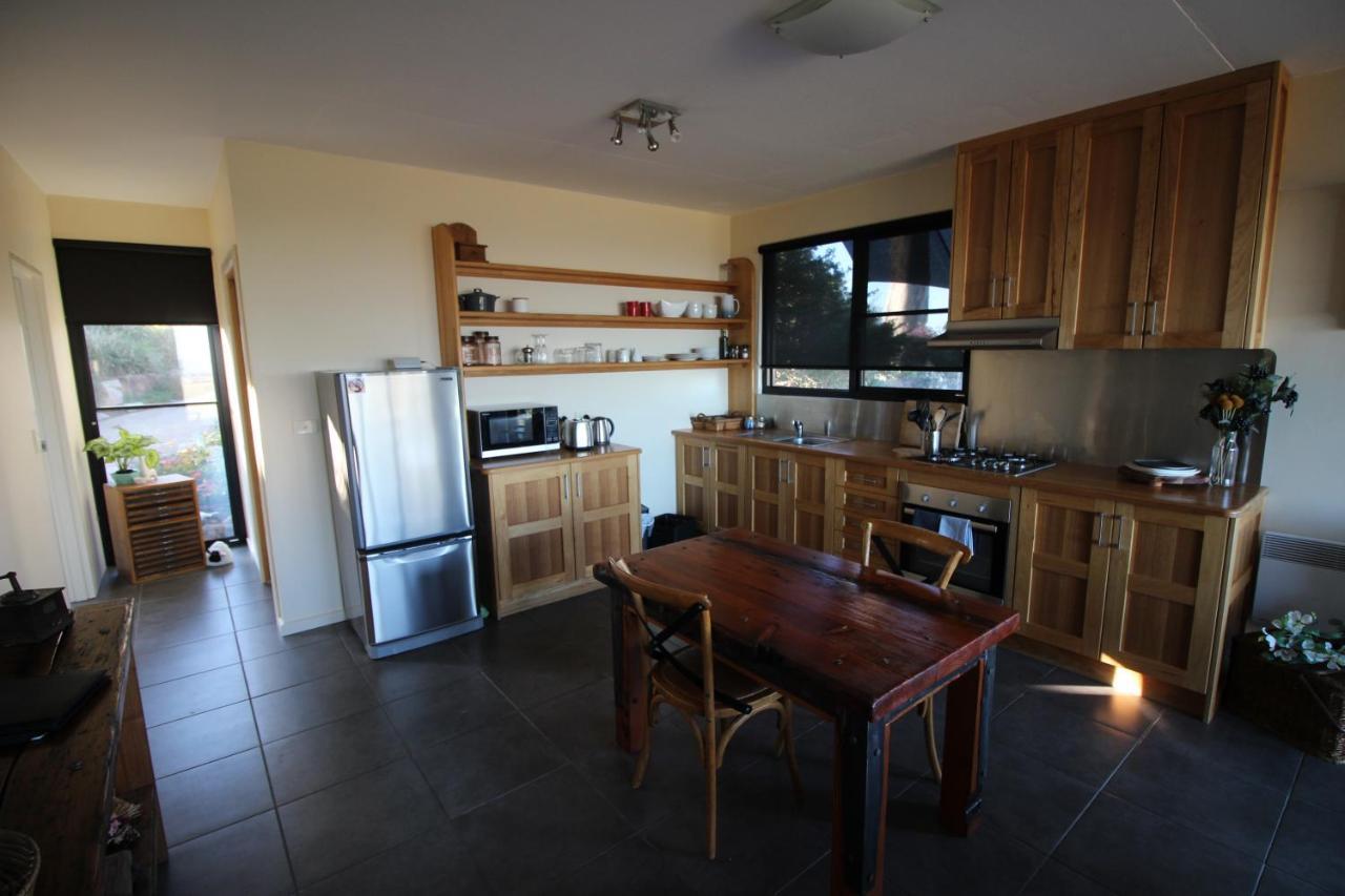 Down To Earth Farm Retreat Apartment Sarsfield Exterior photo