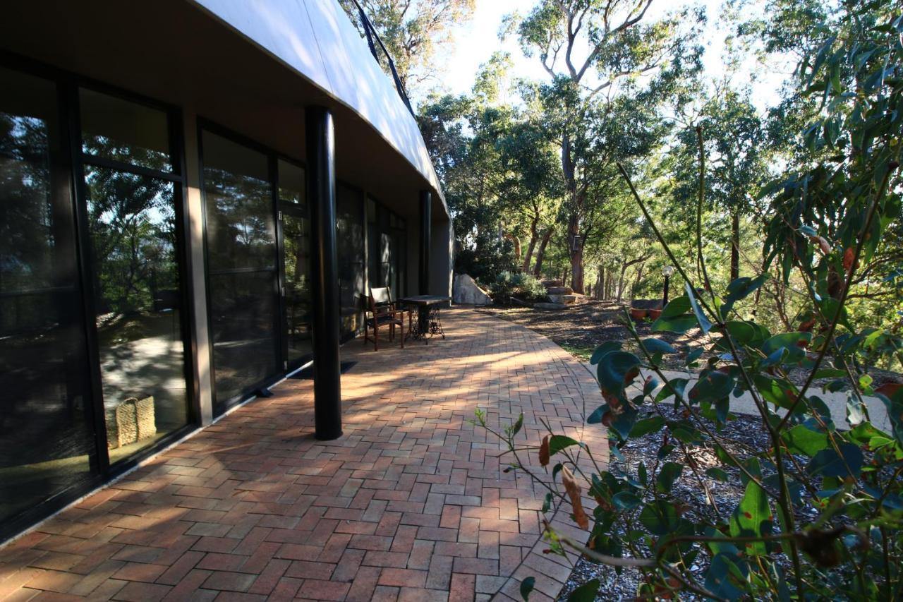 Down To Earth Farm Retreat Apartment Sarsfield Exterior photo